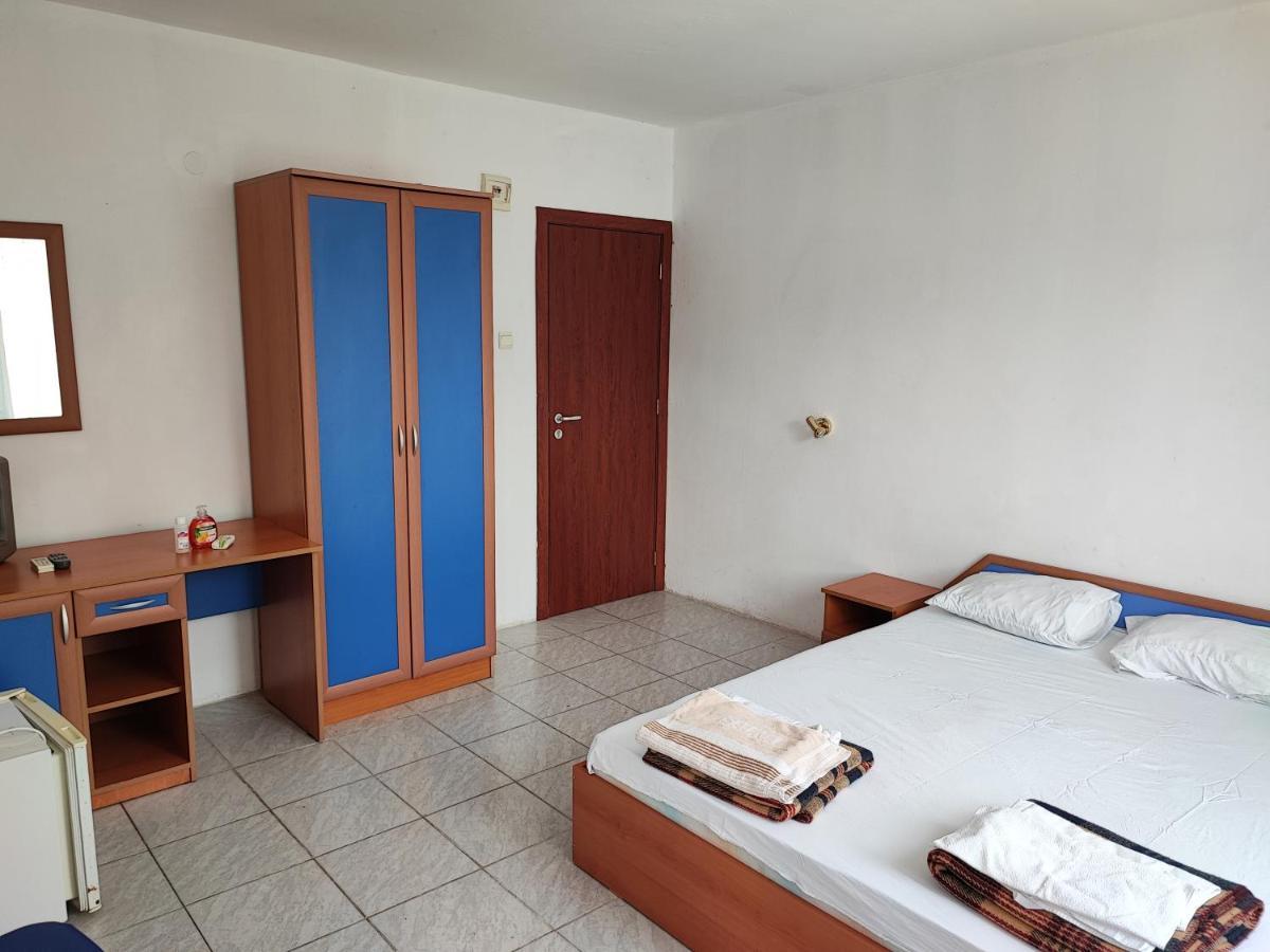 Fa Mol Lägenhet Slăntjev Brjag Exteriör bild